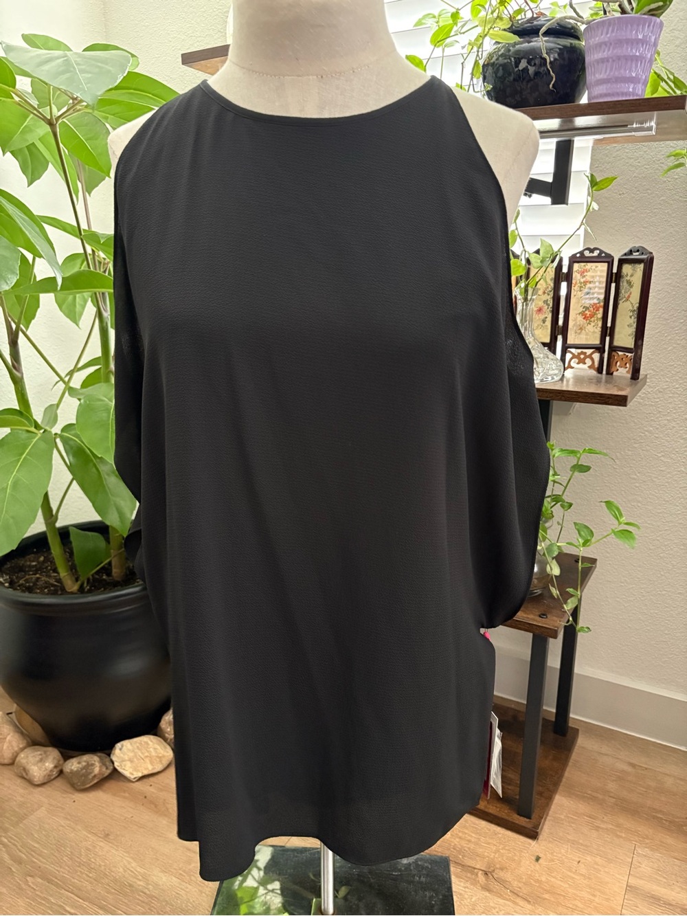 Vince Camuto Black High kneck with draped underarm & black liner NWT SZ-Small